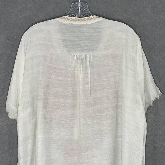 Andree by Unit Top Women 1X Floral Embroidered Short‎ Sleeve Lightweight Blouse - Picture 7 of 12